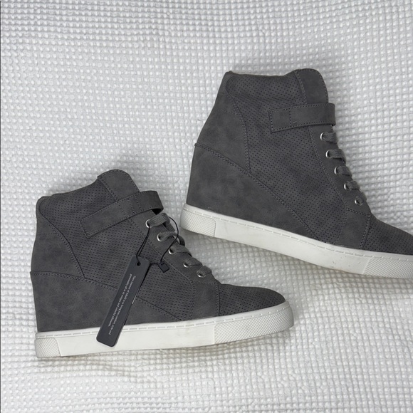 Athlefit Shoes - Athlefit Gray High-Top Wedge Sneakers - Size 10